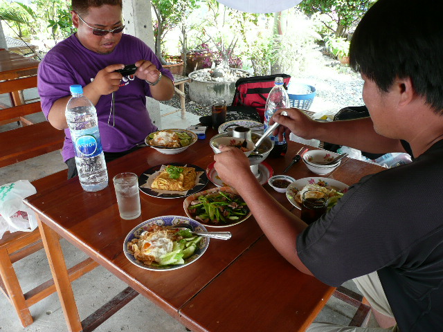 2日目昼食風景.jpg