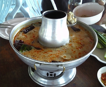 タイ釣行記 3日目昼食